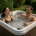 Genieten thuis: de ideale 2 persoons jacuzzi voor ontspanning